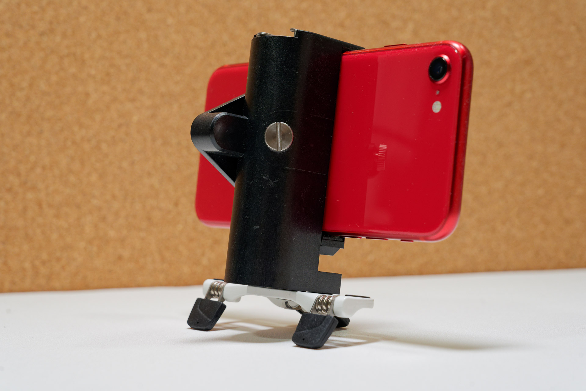 何らかのスマホホルダーと組み合わせるのもいい