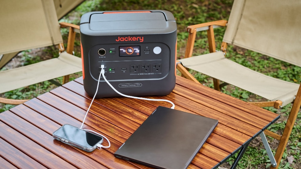 Jackery Japan、「Jackery ポータブル電源 900」と「Jackery