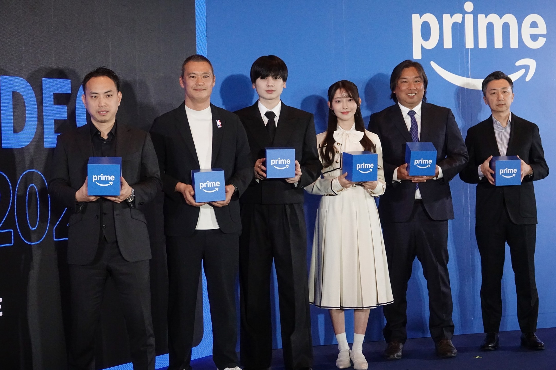 左からプライム・ビデオ ジャパンコンテンツ事業本部 石橋陽輔本部長、NBA Japan ジェネラルマネージャー 渡邉和史氏、BE:FIRST MANATO（Friends of NBA）、乃木坂46 黒見明香、里崎智也氏、プライム・ビデオ ジャパンカントリーマネージャー 大石圭介氏