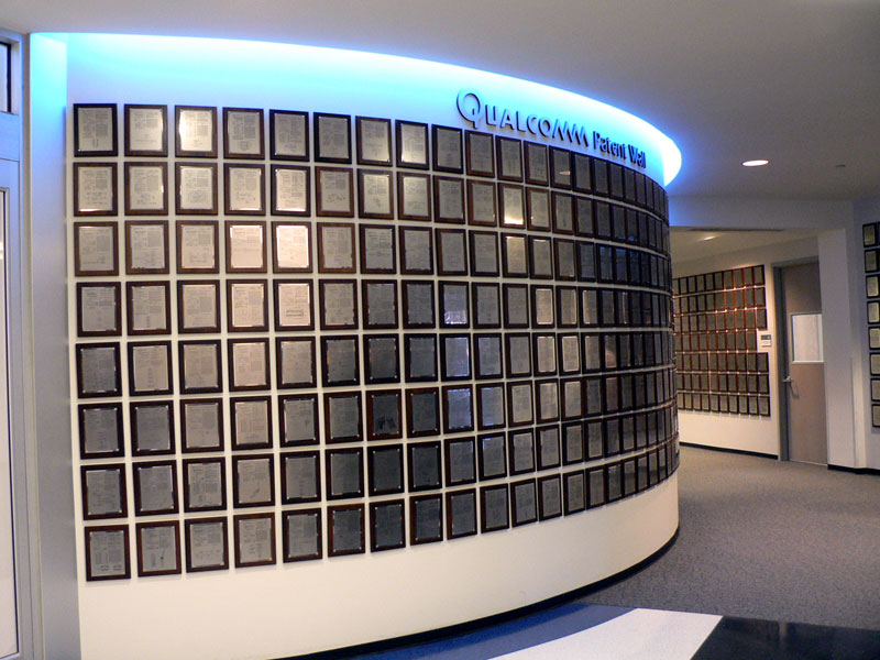 パテントウォール（2006年撮影）