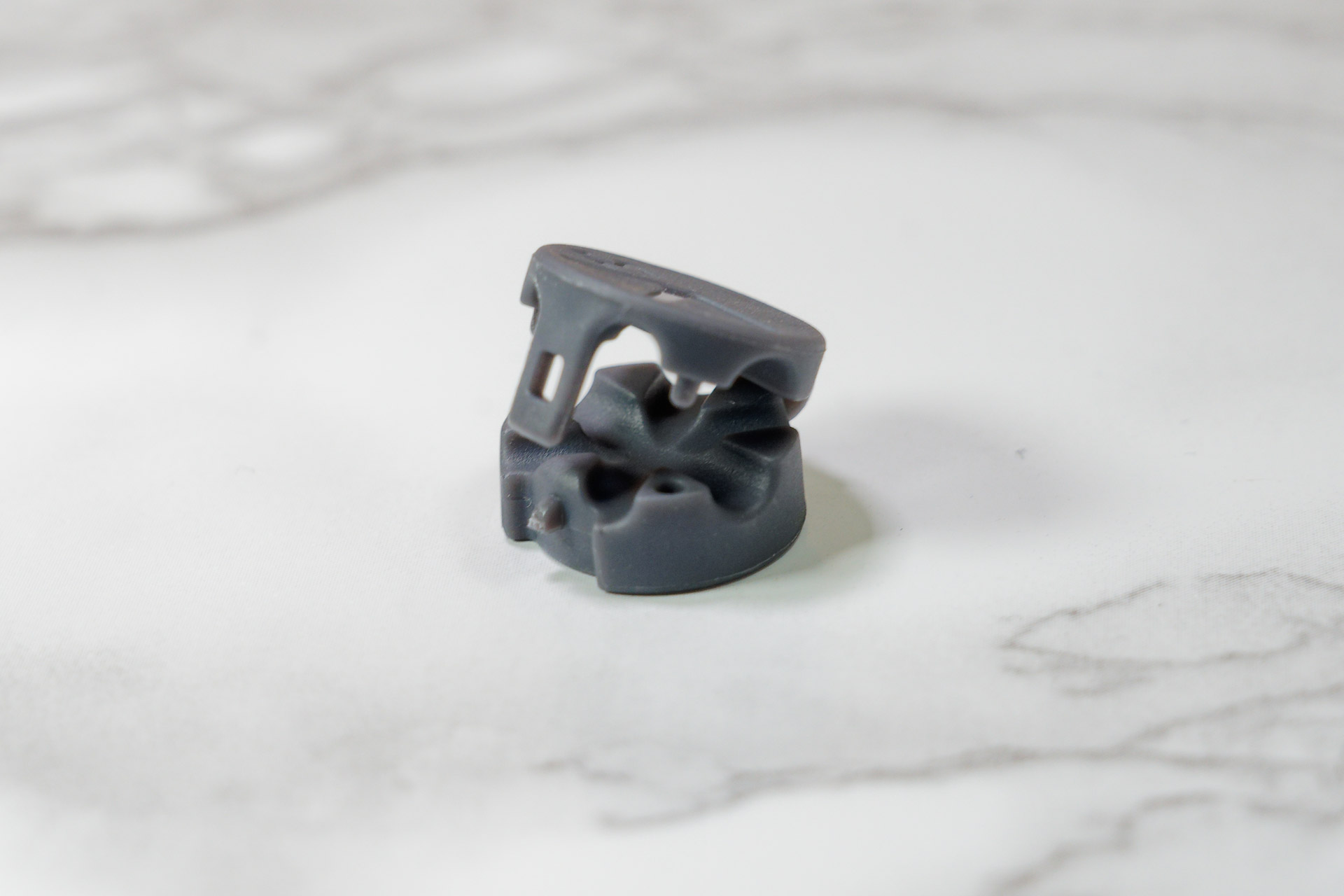 3種類の大きさの溝が掘られている