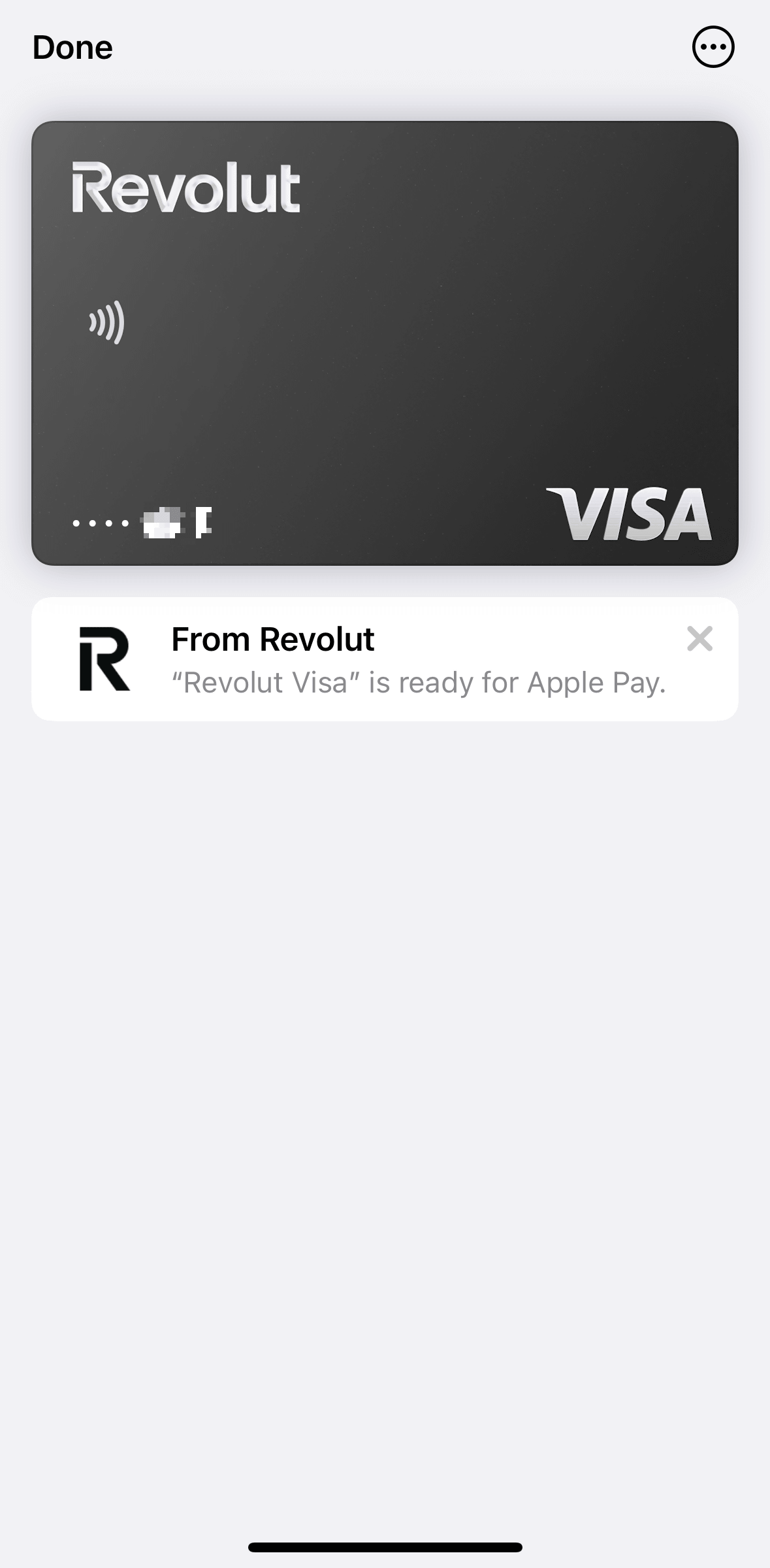 Apple Walletに追加直後のRevolutカード。Visaのマークしか表示されていない点に注目。なお前回のフライング時とは微妙に券面デザインが変更されており、新たにリップルマークが追加された