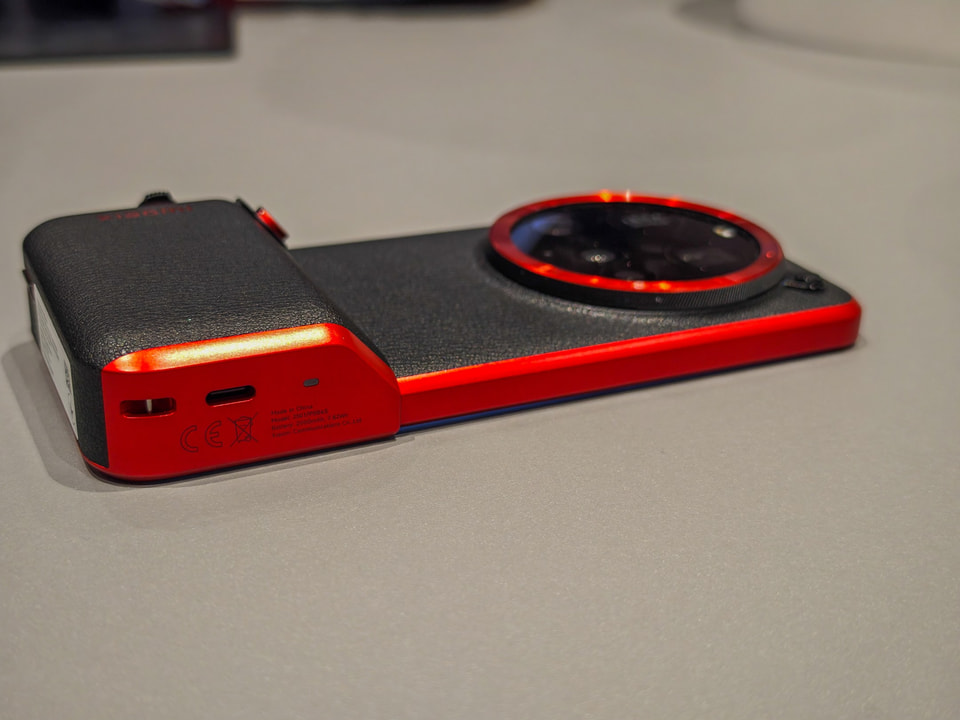 Xiaomi 15 Ultra」国内向けに18日から順次発売、約18万円～ - ケータイ