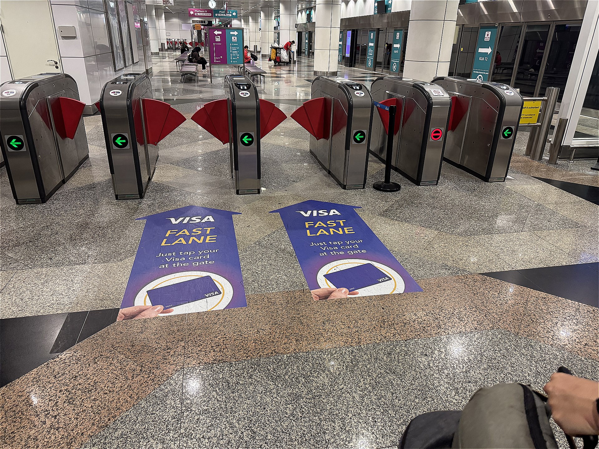 KLIAエクスプレスの改札口