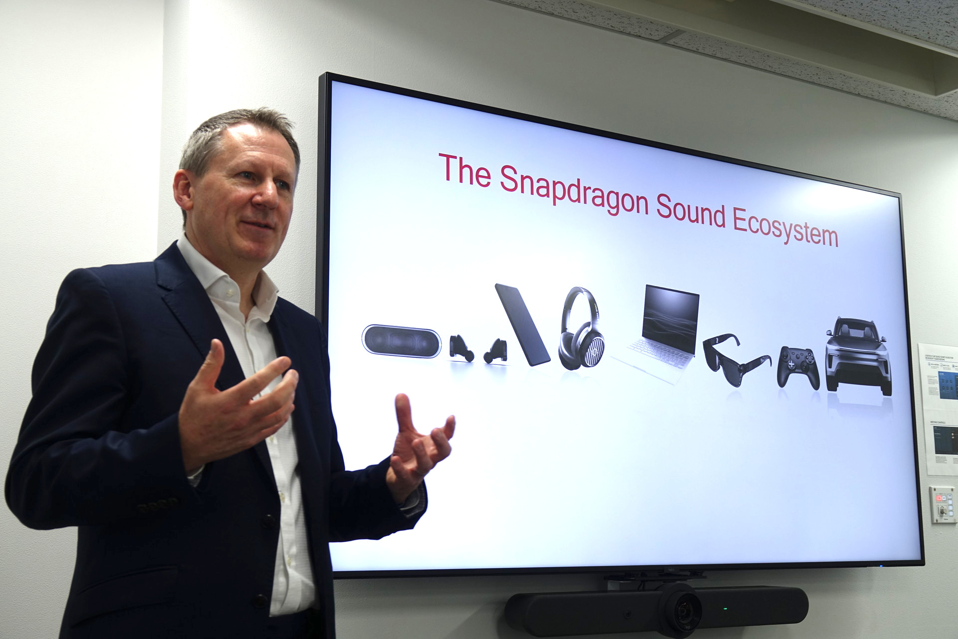 クアルコム　ナイジェル・バージェス氏