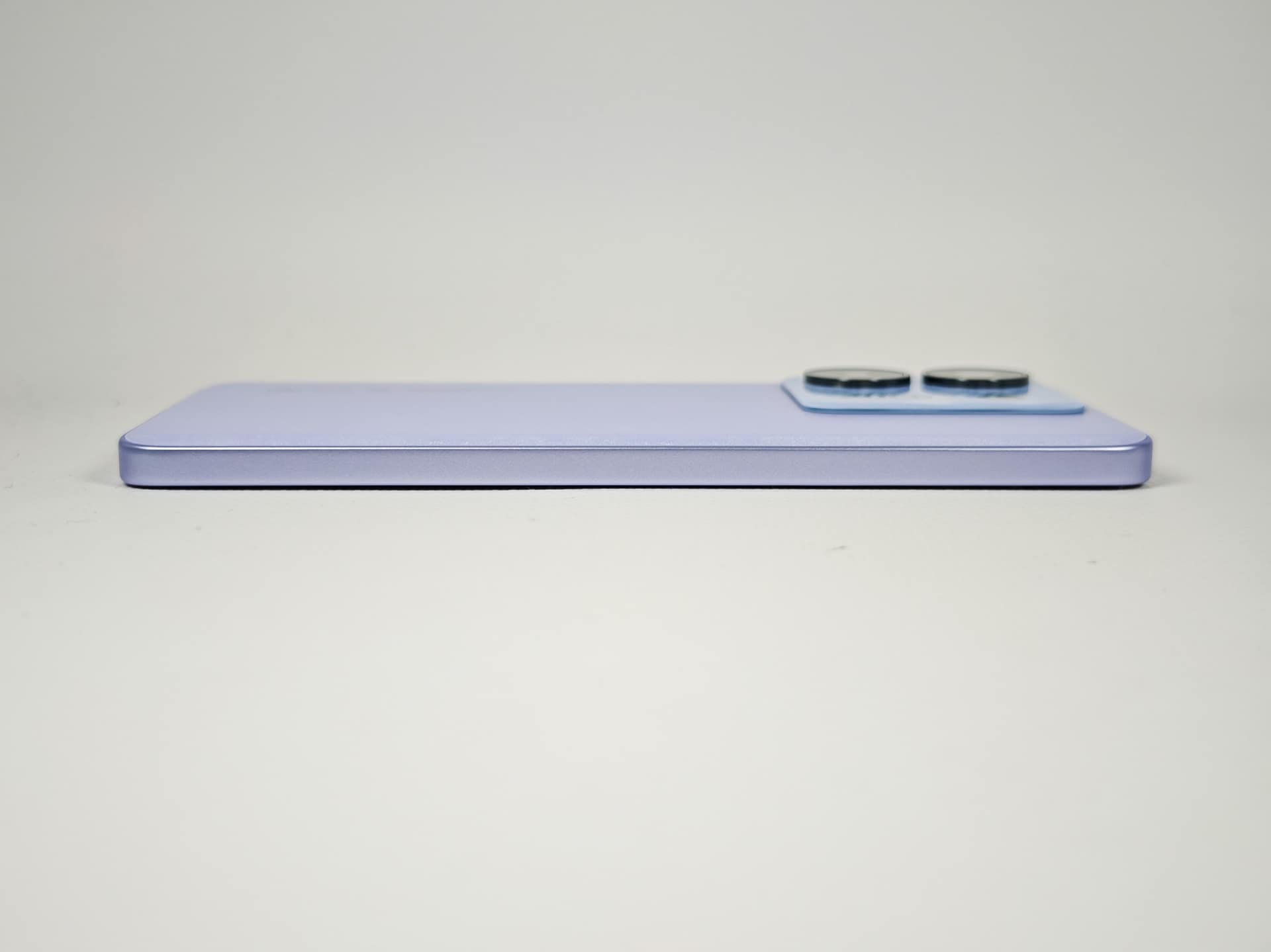 上部にイヤホンジャック