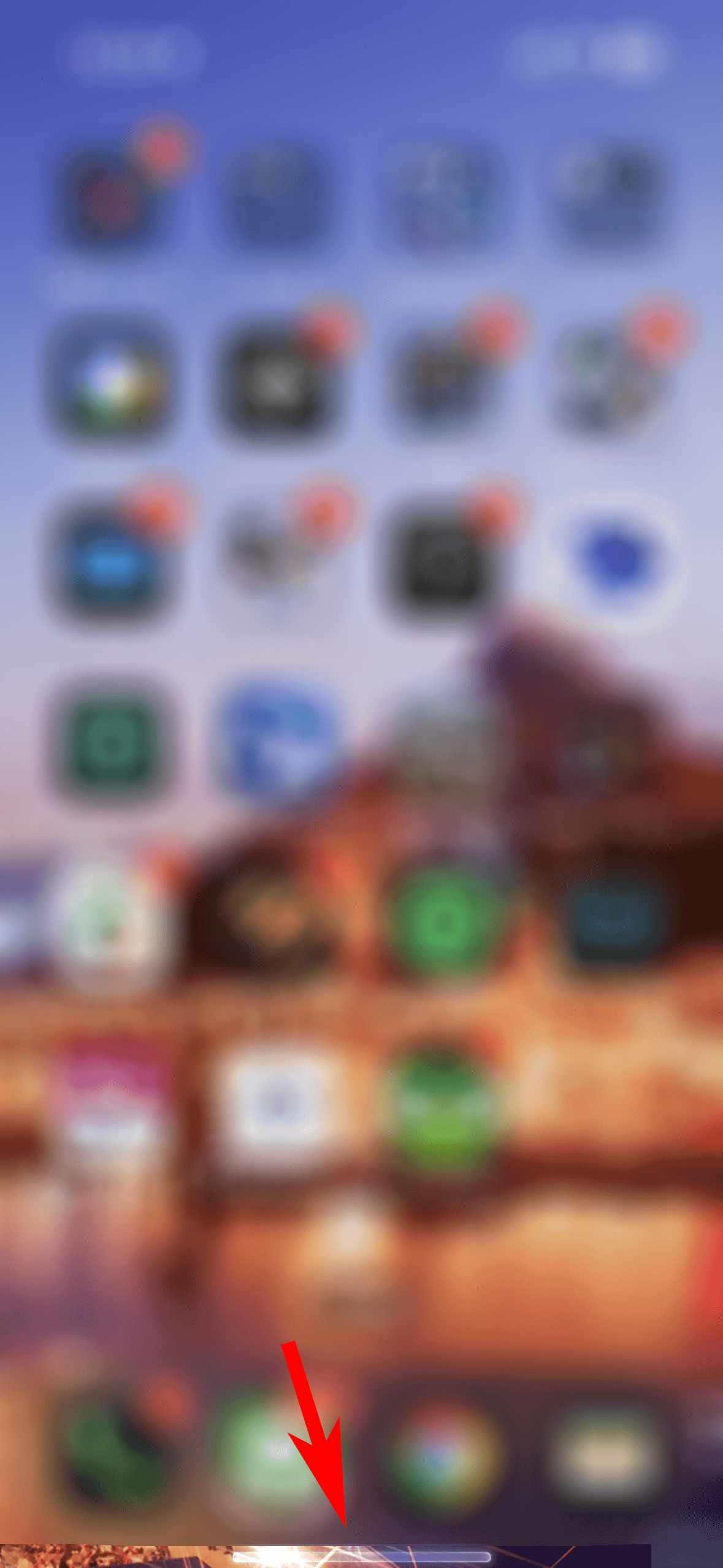 文字によるSiriの呼び出しは、ホーム画面の下をタップし、登場する半透明のバーをダブルタップする