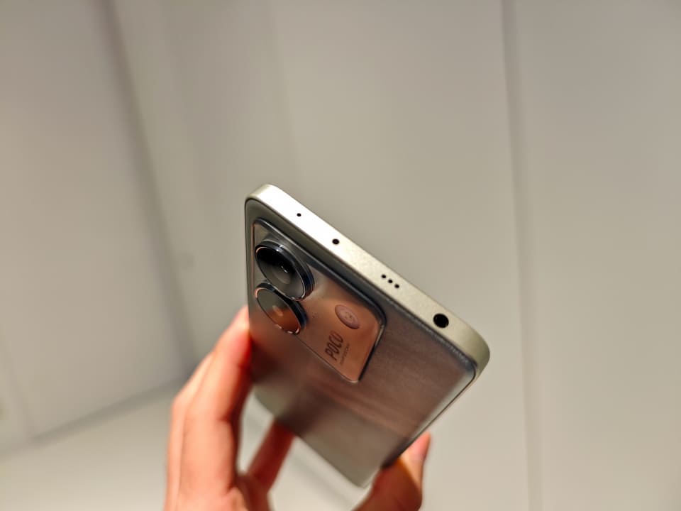 POCO M7 Pro 5G 本体 45W充電器付き 日本国内版 POCO M7 Proの45W充電性能を最大限引き出す充電器とは？｜POCO