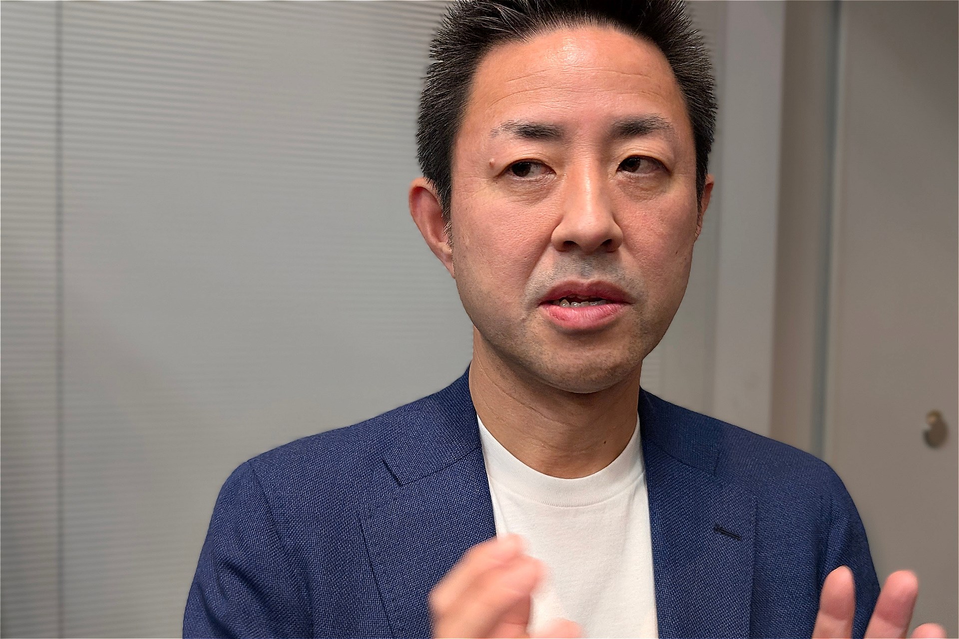 山本氏