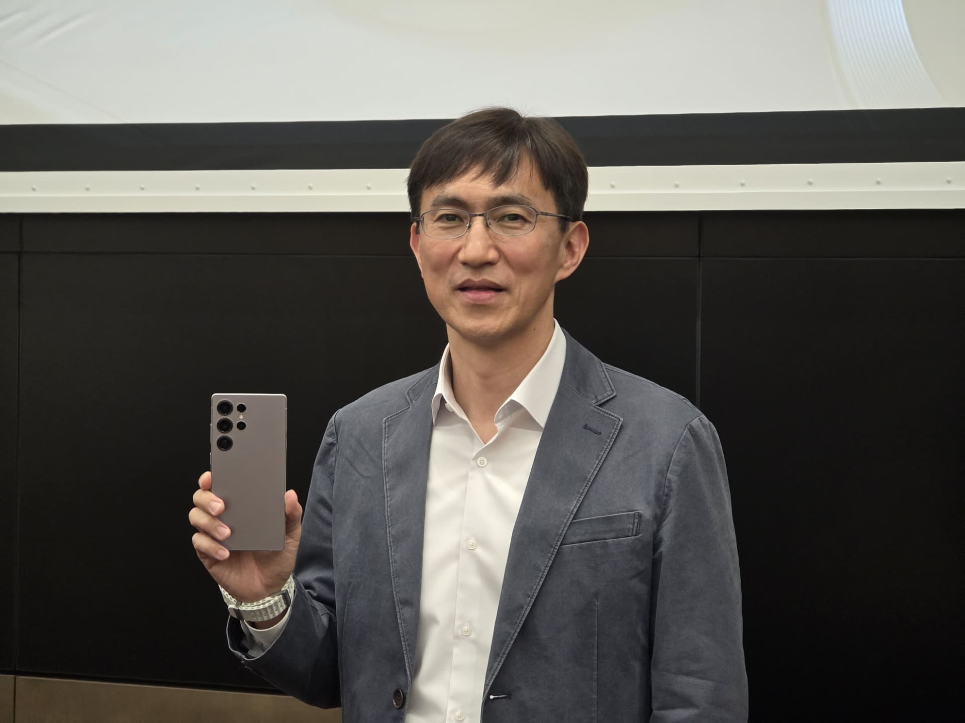 MX事業本部、ビジュアルソリューションチーム長 副社長のジョシュア・チョ氏