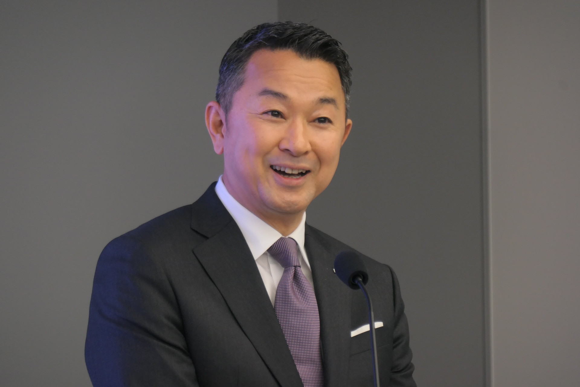 NTTドコモ 前田社長