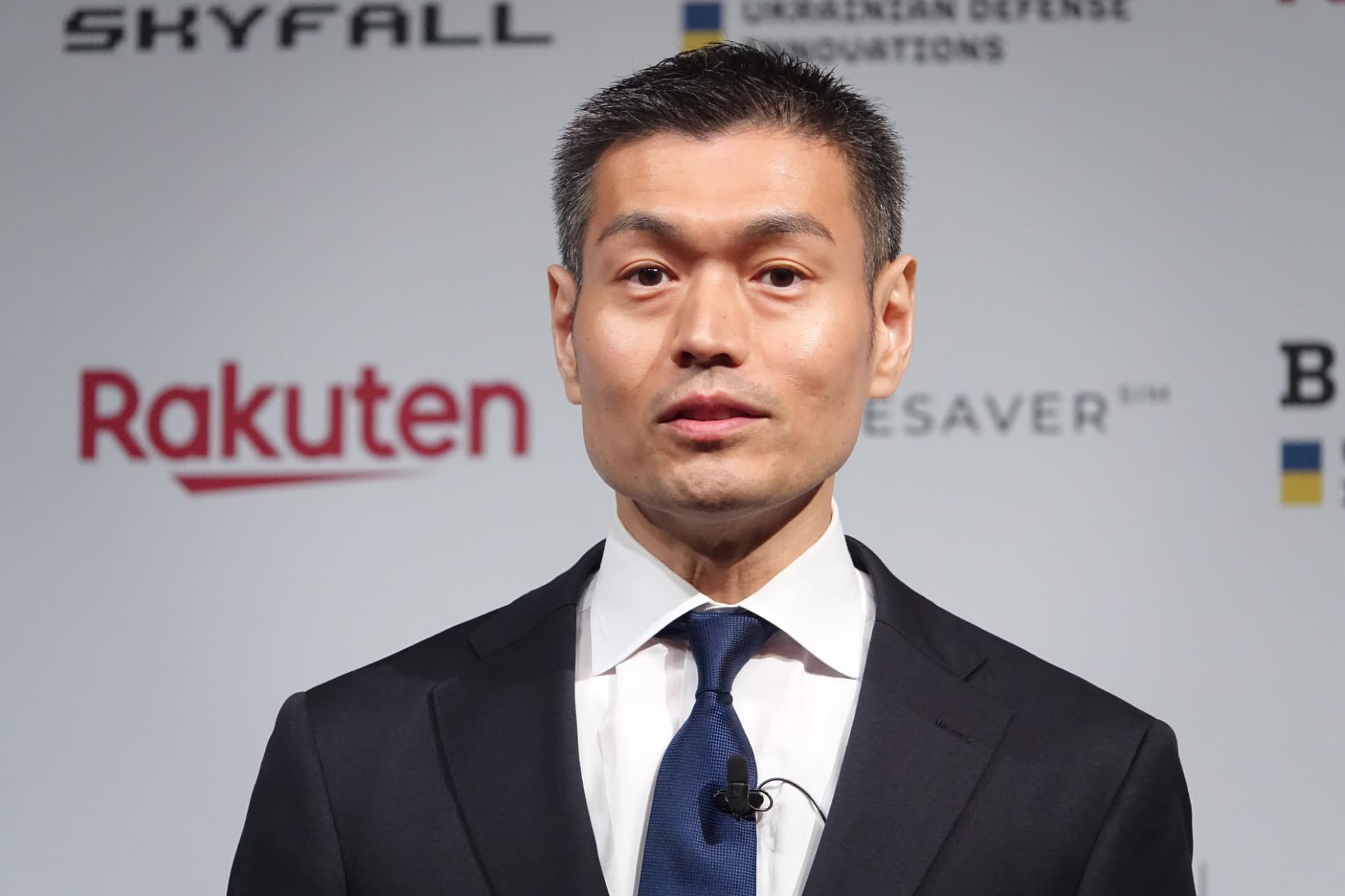 楽天グループ執行役員社長室室長の向井秀明氏