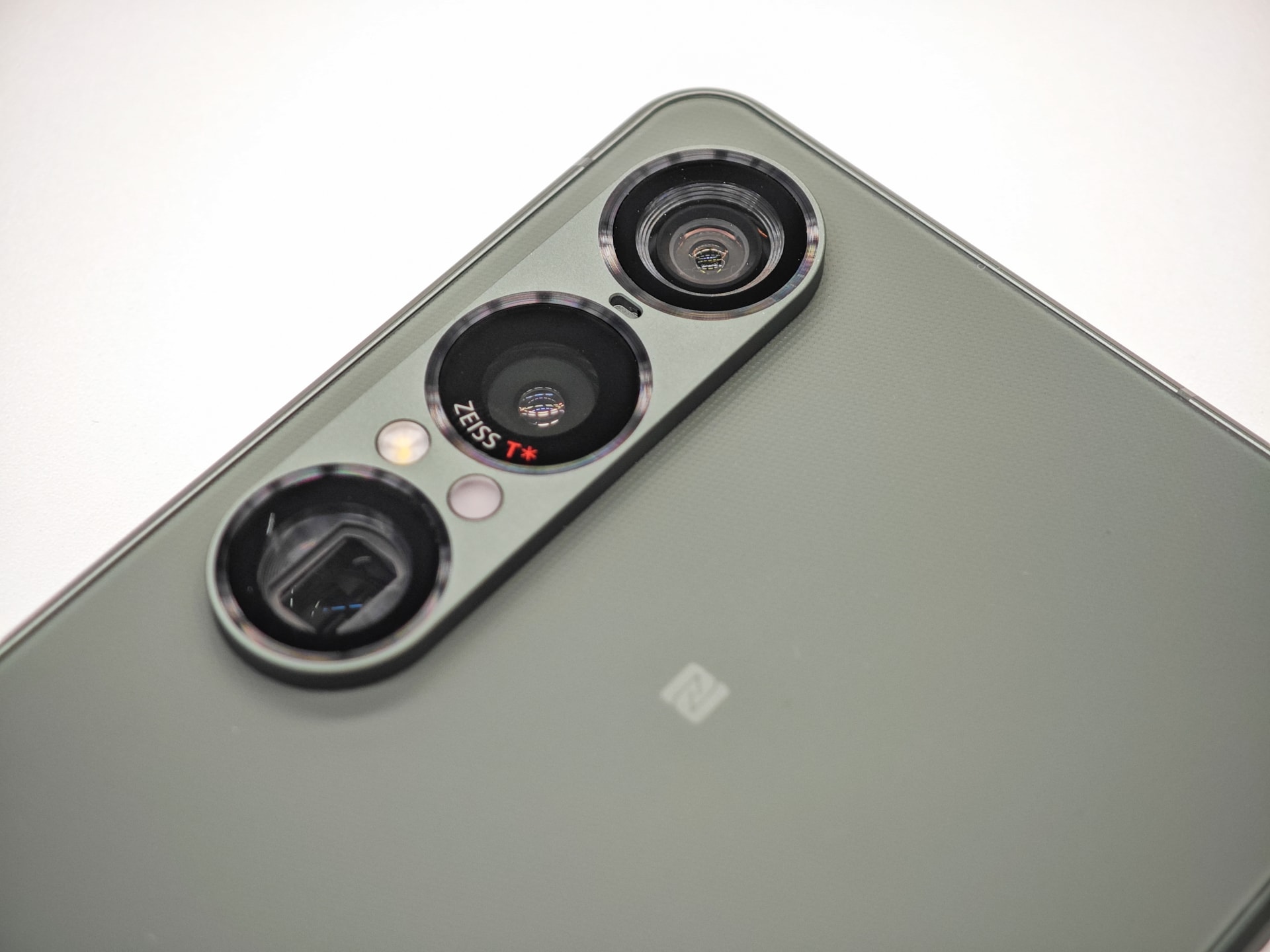 ドコモ「Xperia 1 VII」を6月5日発売