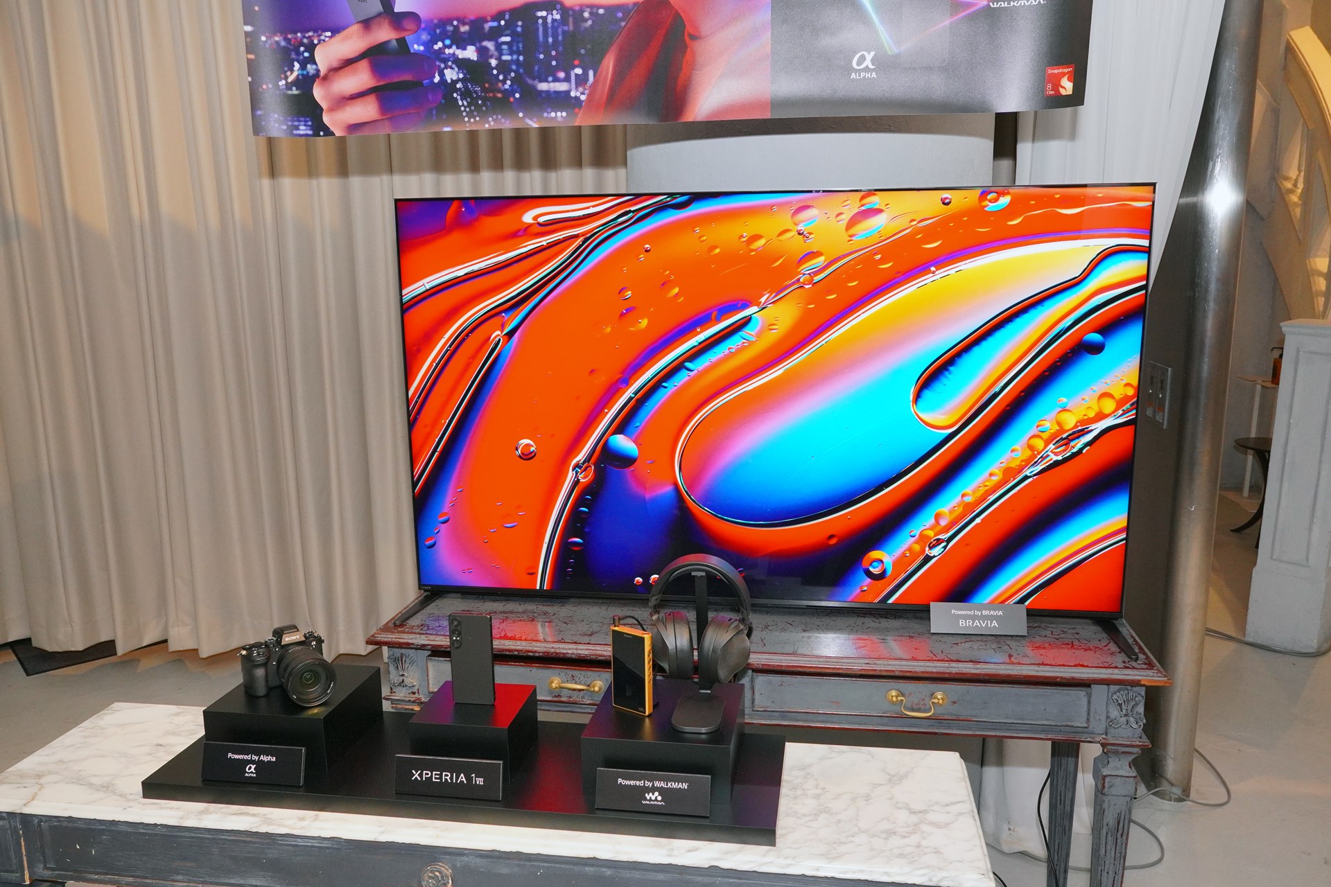 ソニーの技術を結集した最上位モデルという位置づけのXperia 1シリーズ。α、BRAVIA、Walkmanから要素技術を受け継いでいる