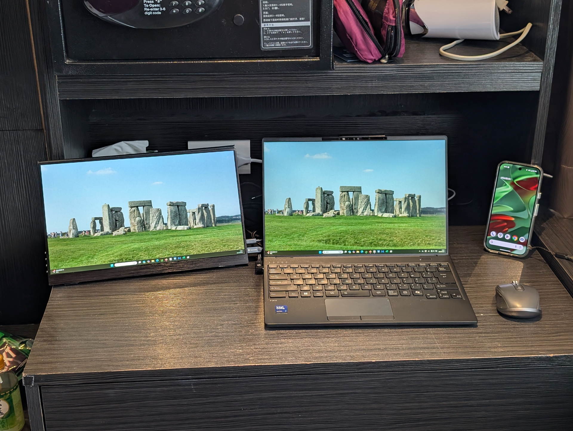 今回利用したホテル。安宿ながら部屋はそんなに悪くなかったものの……