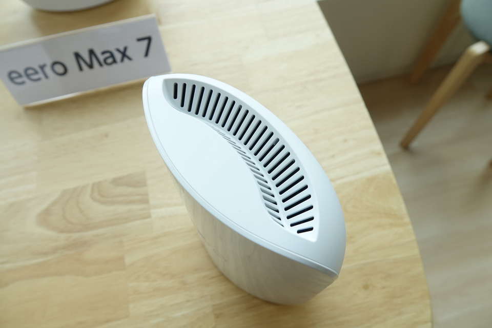 eero、Wi-Fi 7対応のルーター「eero 7」「eero Pro 7」 25日発売