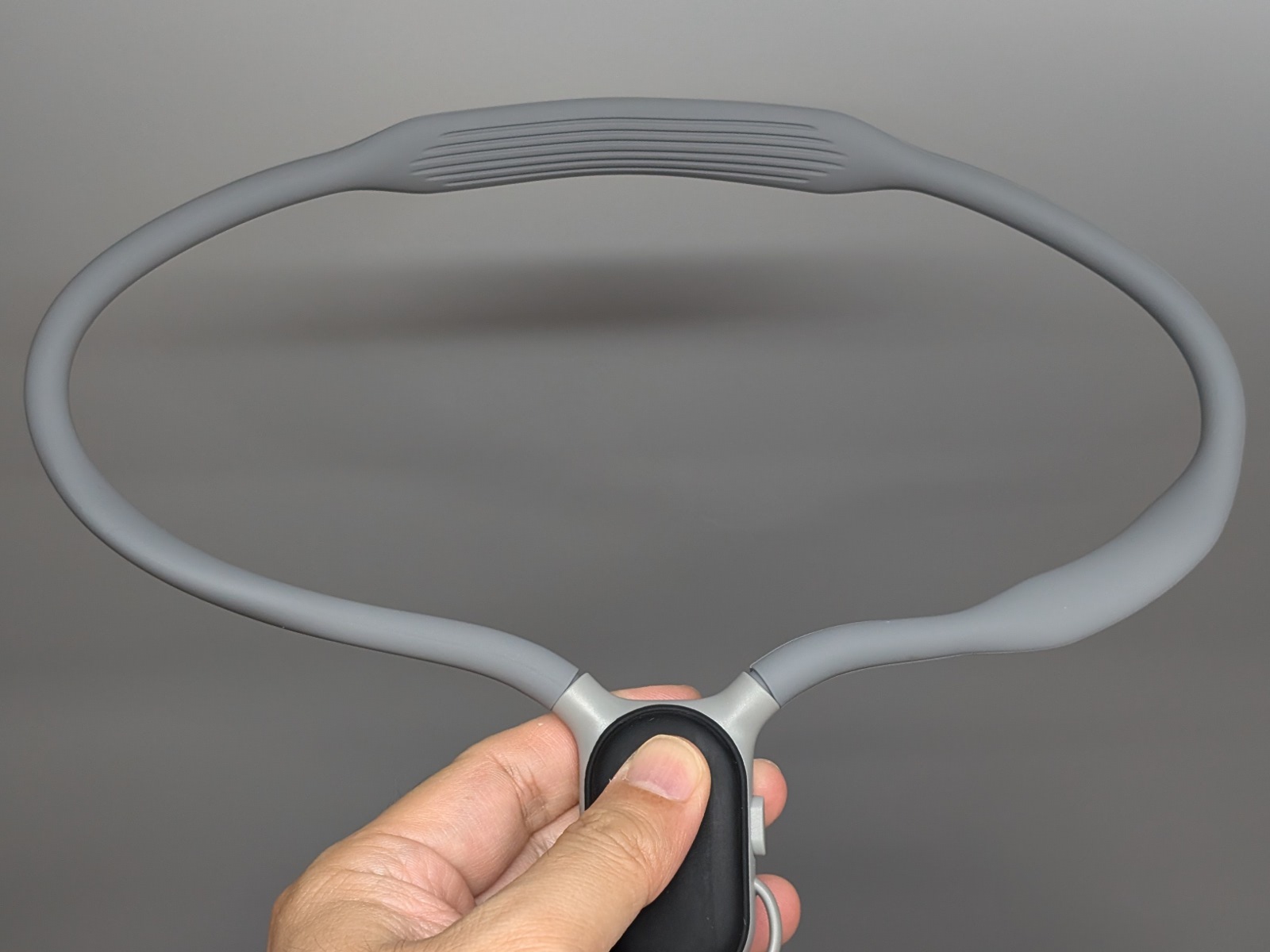 個々人の体格に合った形状のままキープしておける