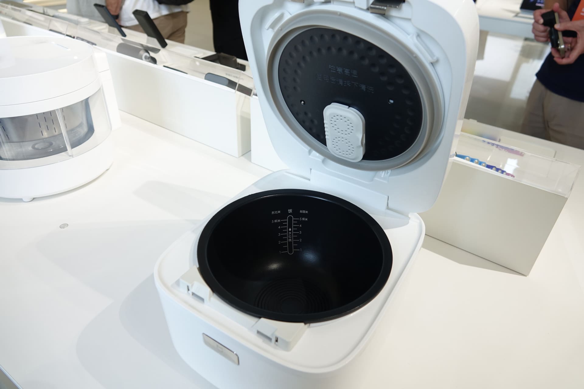 炊飯器などの調理家電