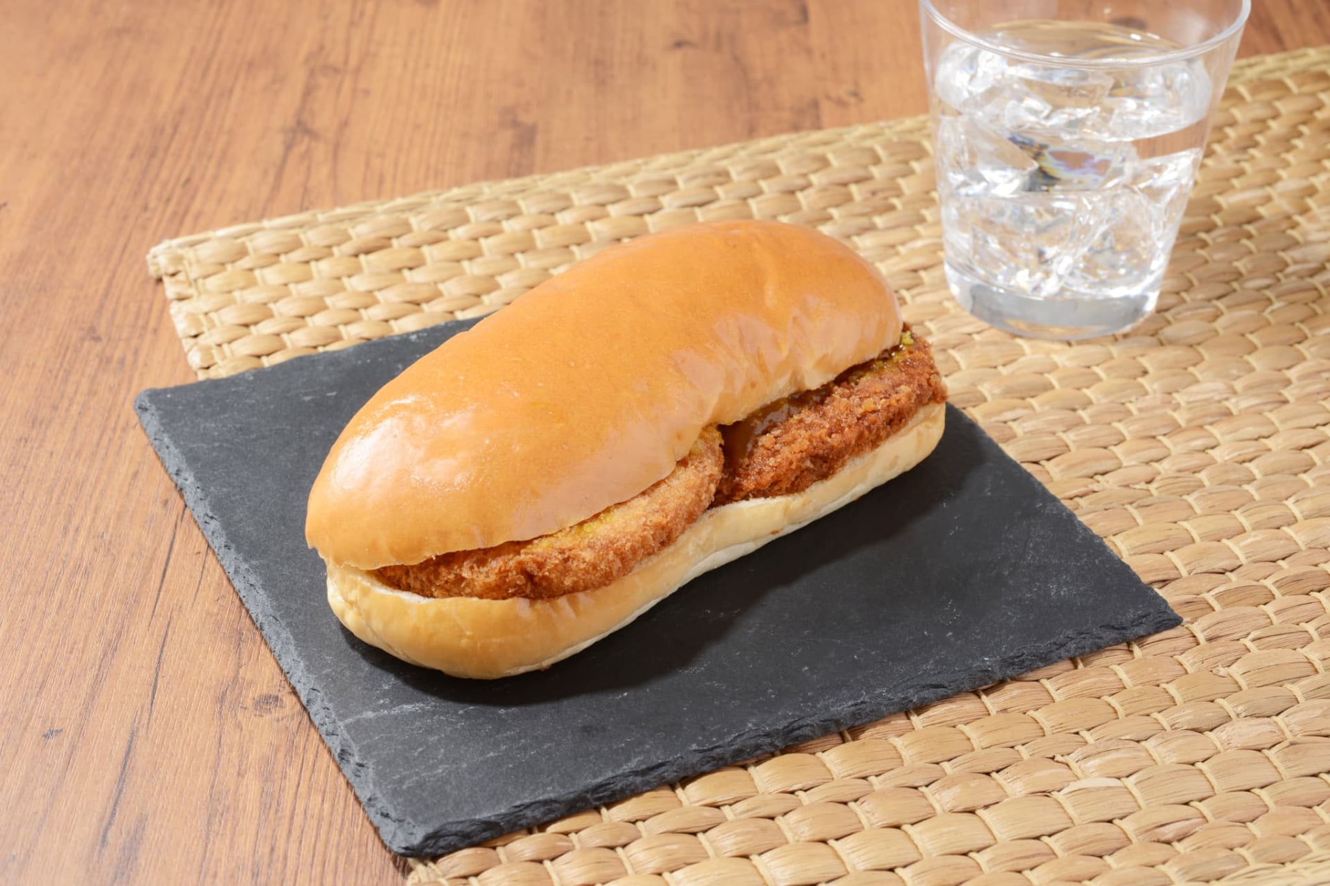 具！パン チキンカツ＆メンチカツ カレーソース