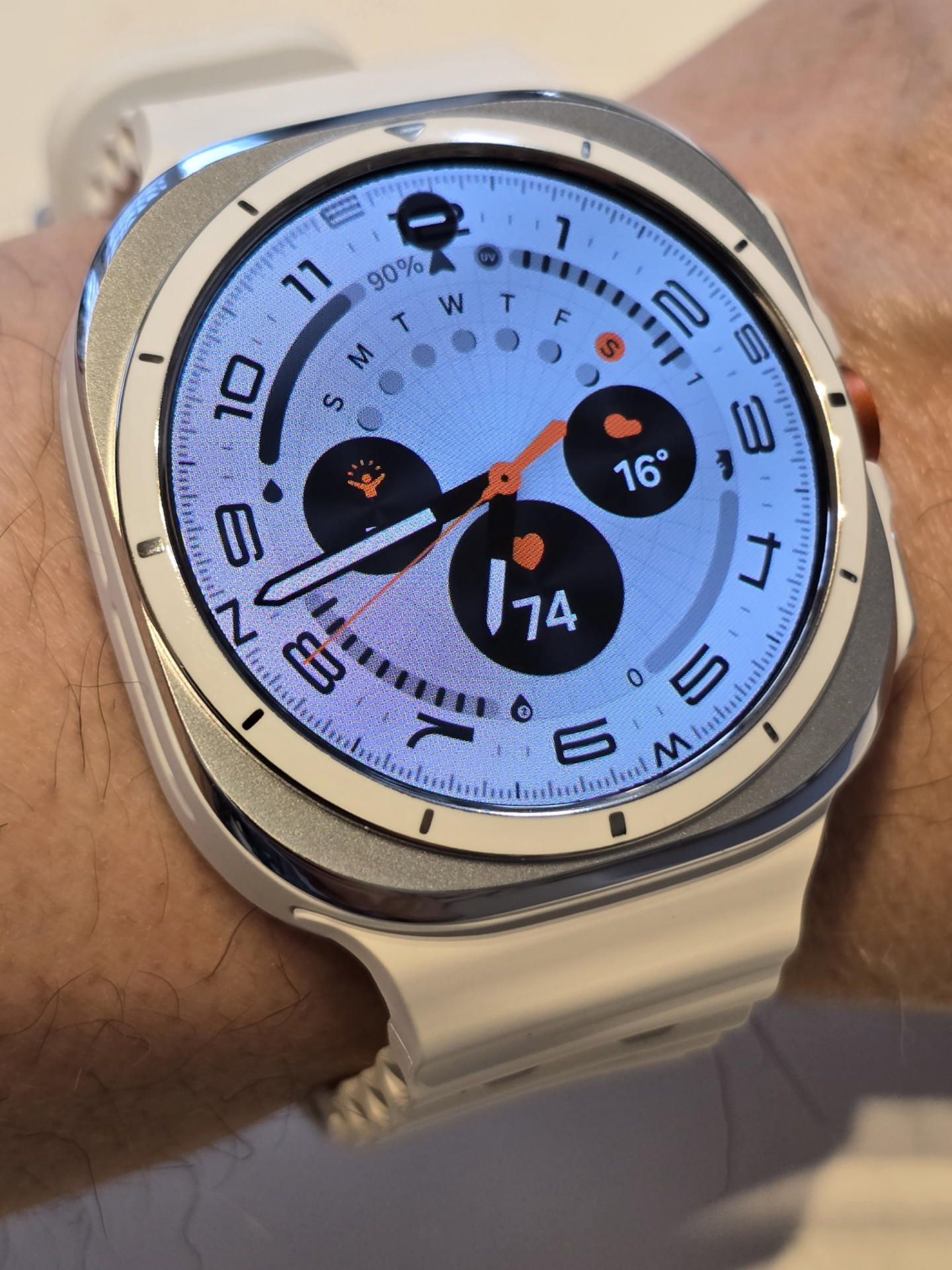 Galaxy Watch UltraとWearOS互換のSamsung Galaxy Wearableアプリ
