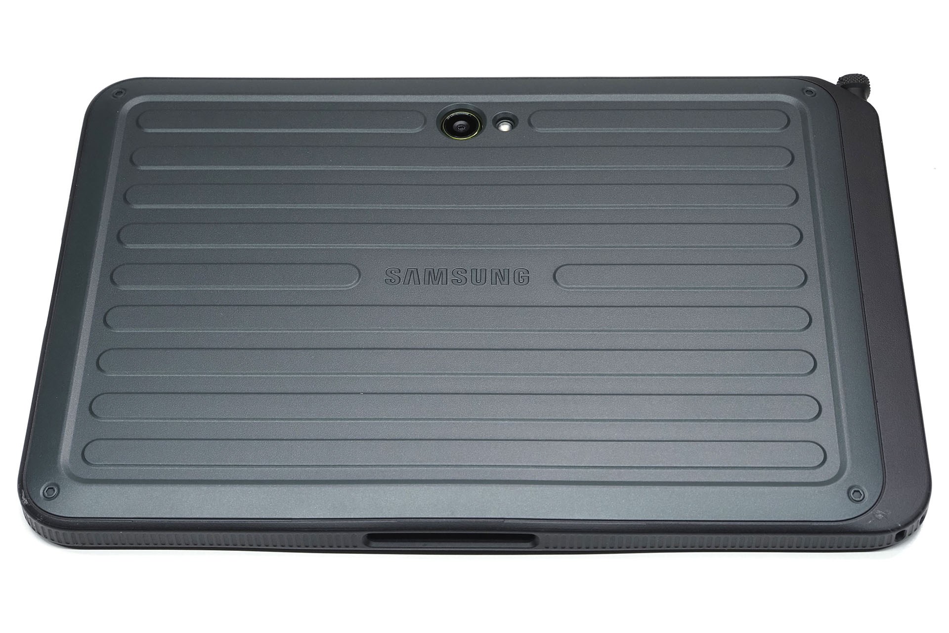 裏から見た様子。安心感の高いカバーである。