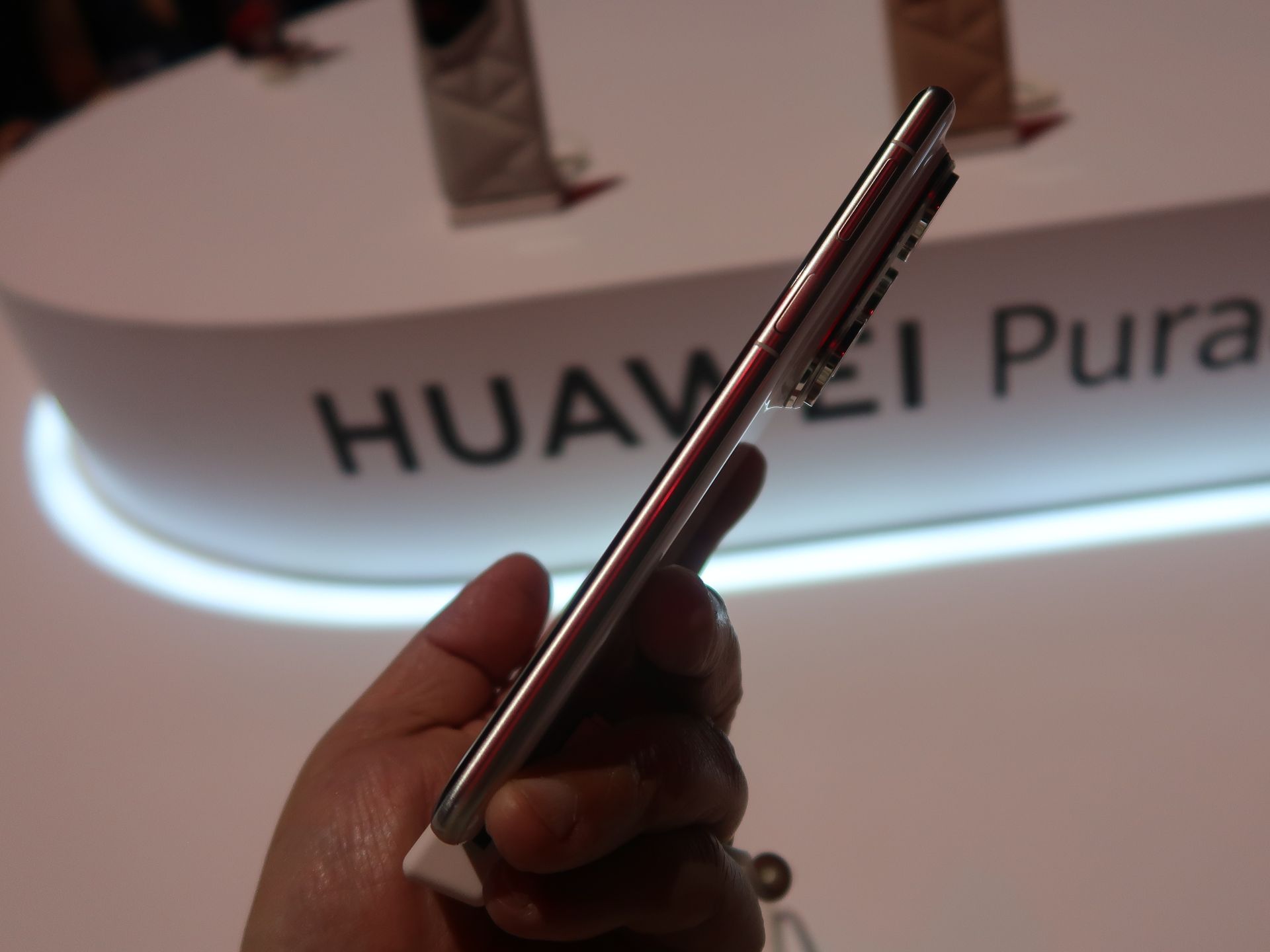 ��HUAWEI Pura 80 Pro�פα�¦�̤��Ÿ���ー�䲻�̥�ー��������