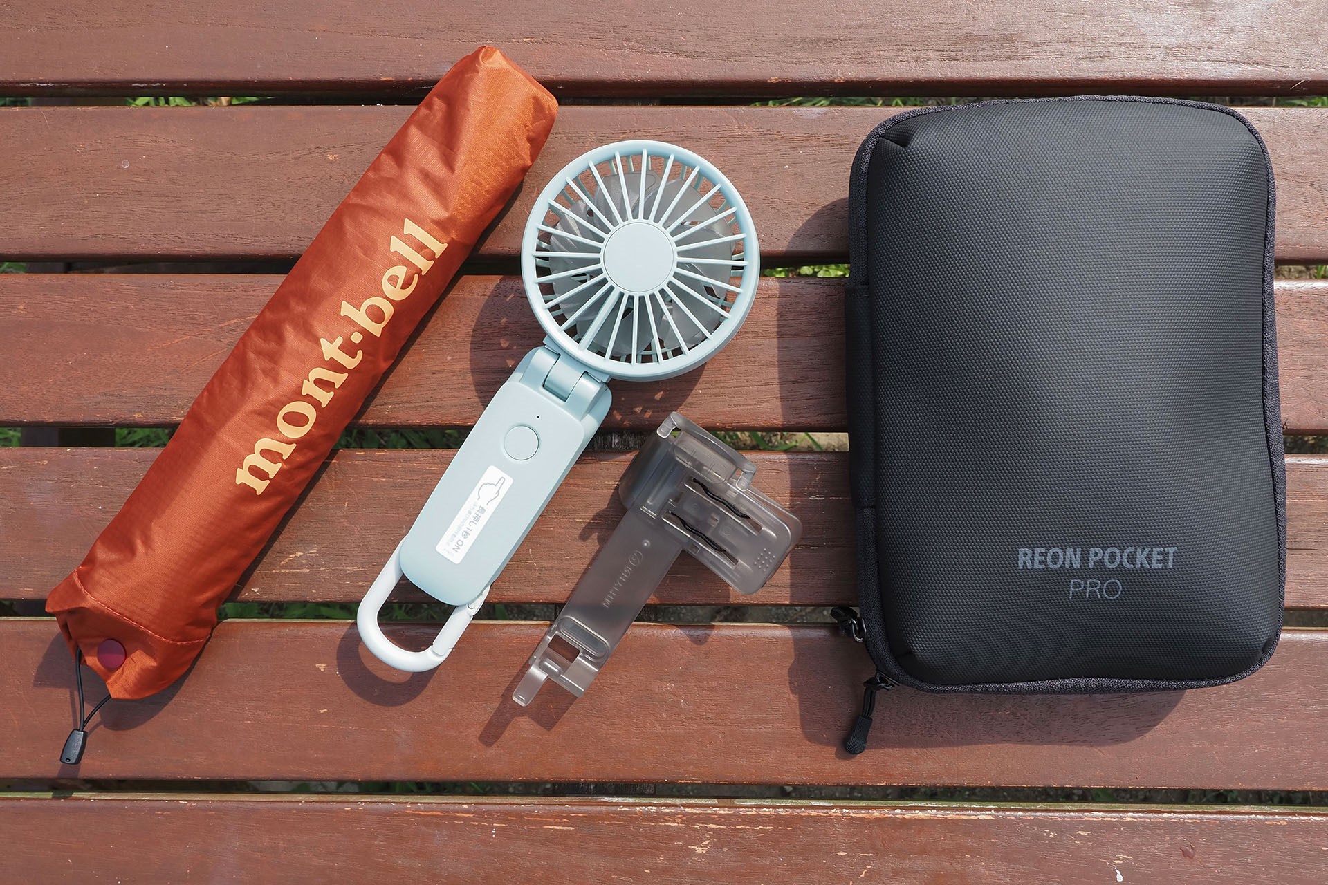 これが真夏モバイル時の俺的装備なンだっ!!!