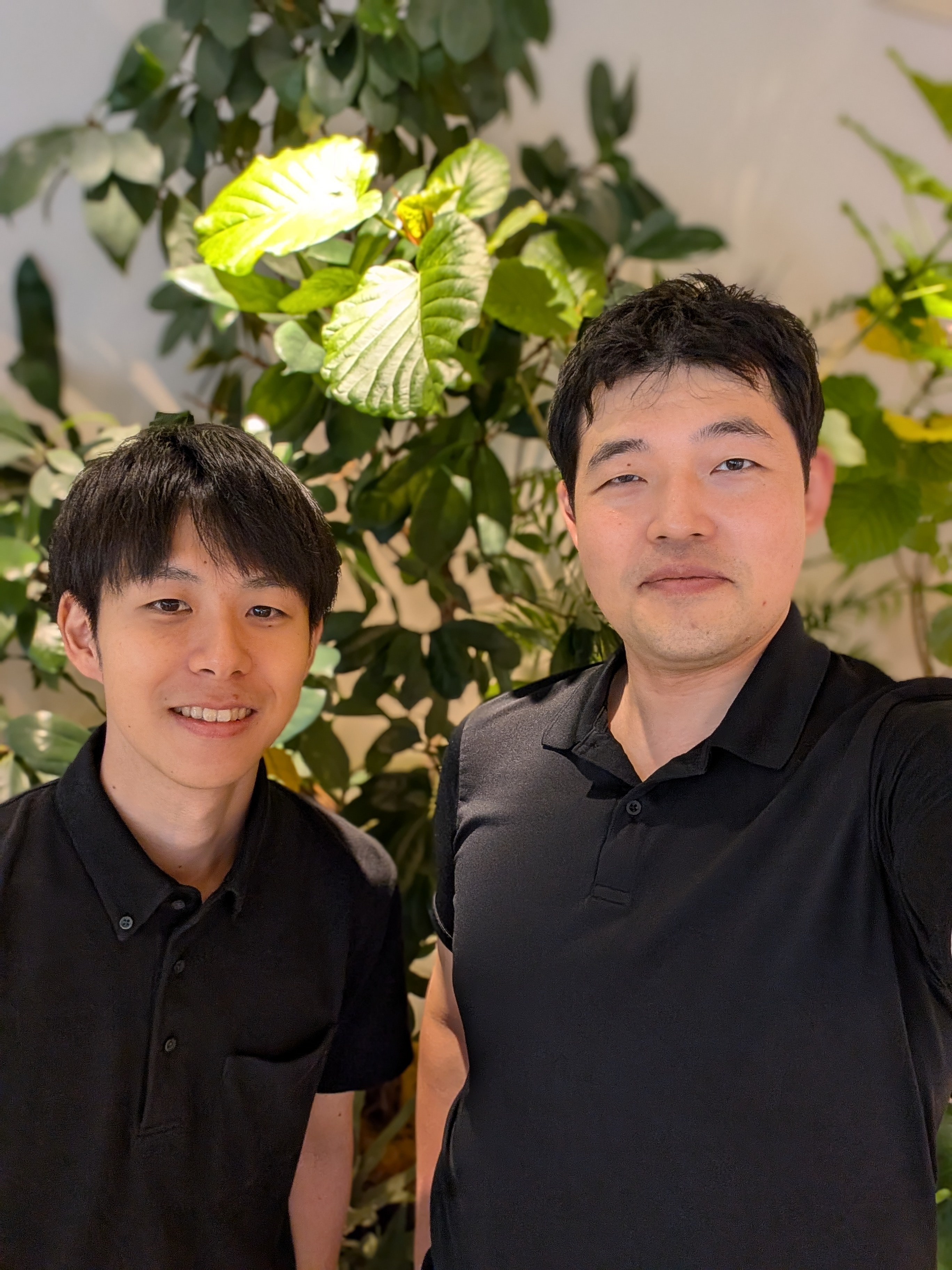 背景をぼかした、50メガピクセル（6144×8160ドット）の高解像度ポートレート写真の撮影も可能。大判印刷にも耐えられる画質