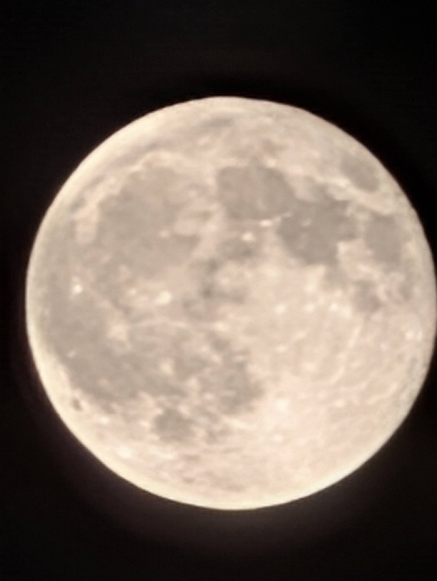 8日21時ごろに撮影したもの