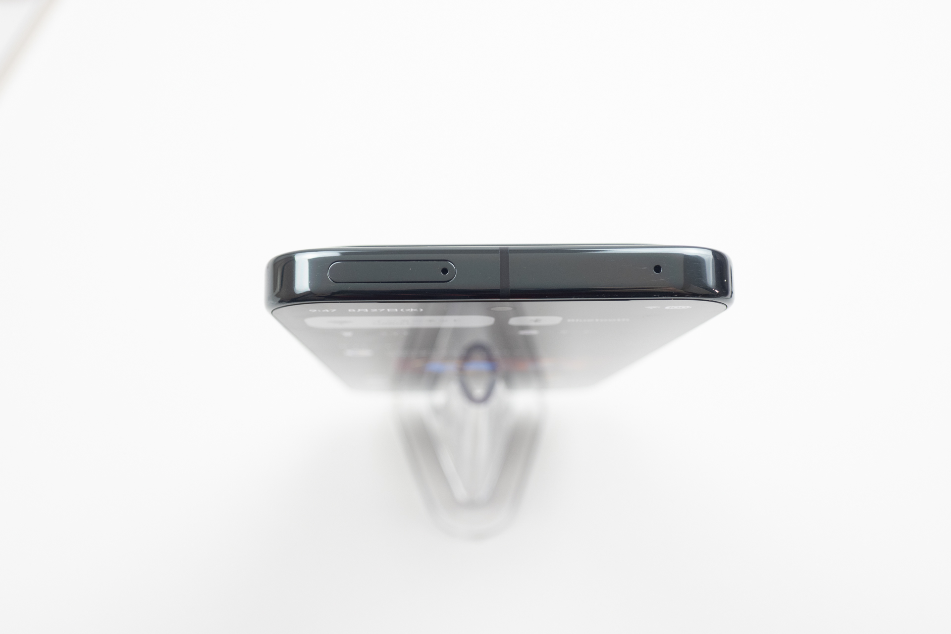 Pixel 10 Pro XLの本体上部