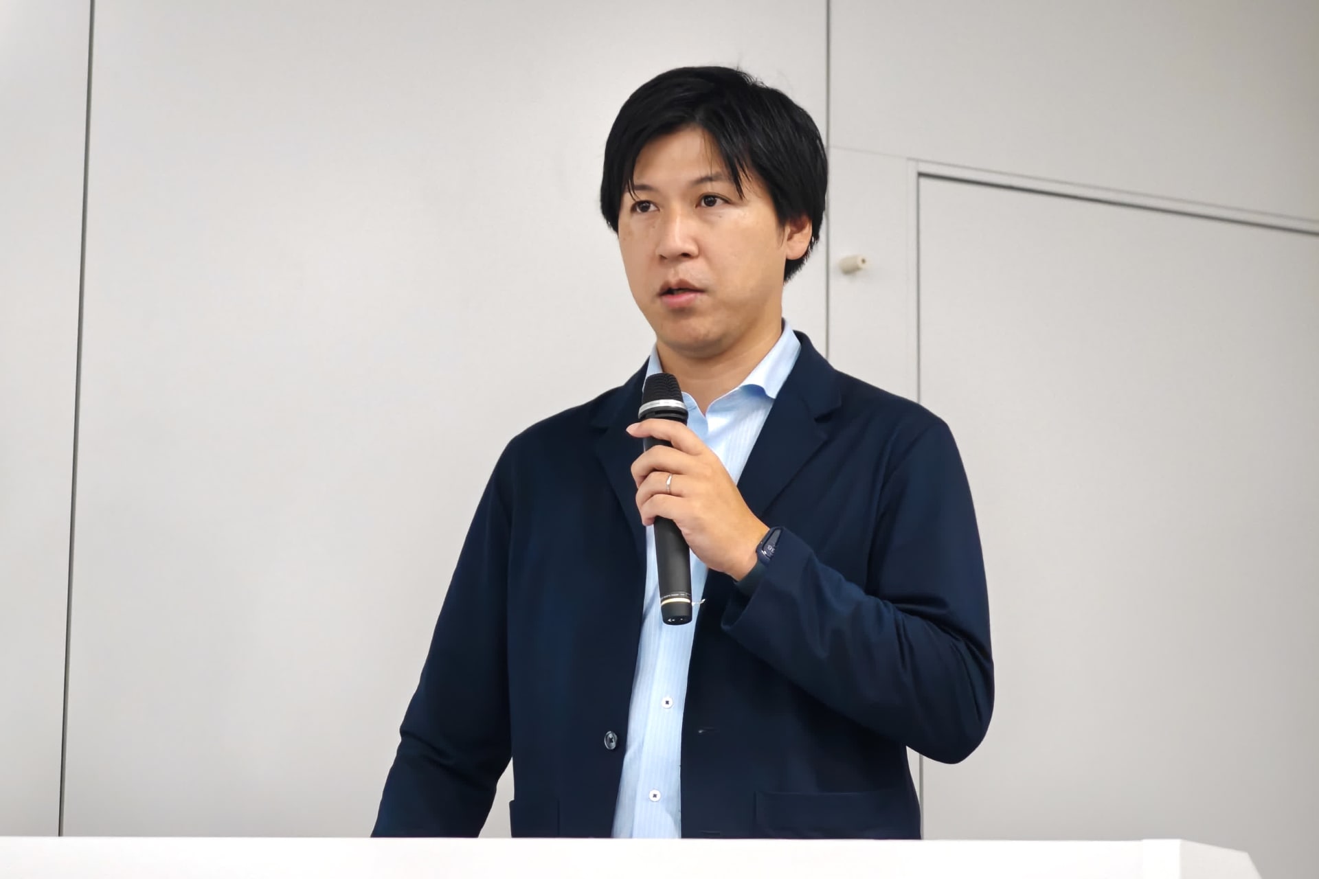 KDDI 渉外・コミュニケーション統括本部 渉外・広報本部 広報部 報道グループリーダー 小谷元樹氏