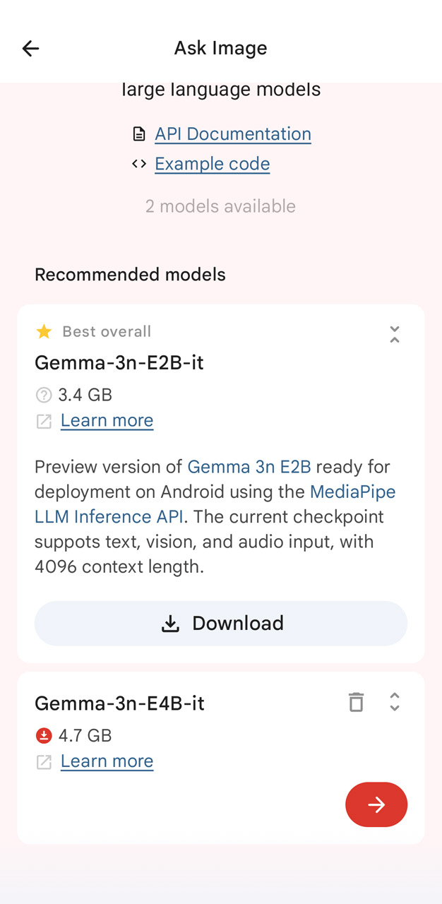 AIモデルのダウンロードが開始し、完了後に各機能が使えるようになる