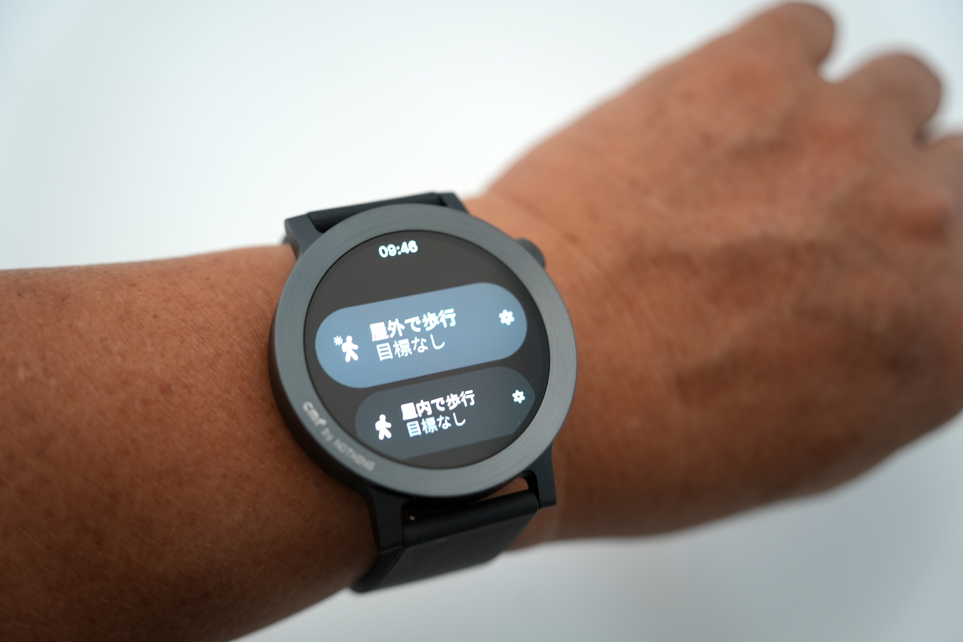 スポーツモードの選択画面。時間、距離などの目標を設定することも可能