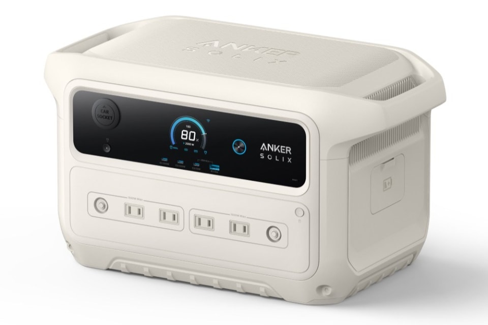 Anker、2048Whの小型ポータブル電源「Anker Solix C2000 Gen 2」と軽さ