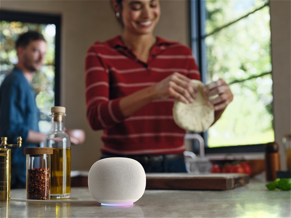 Google Homeスピーカー」がGemini対応で久々登場、スマートカメラ3製品