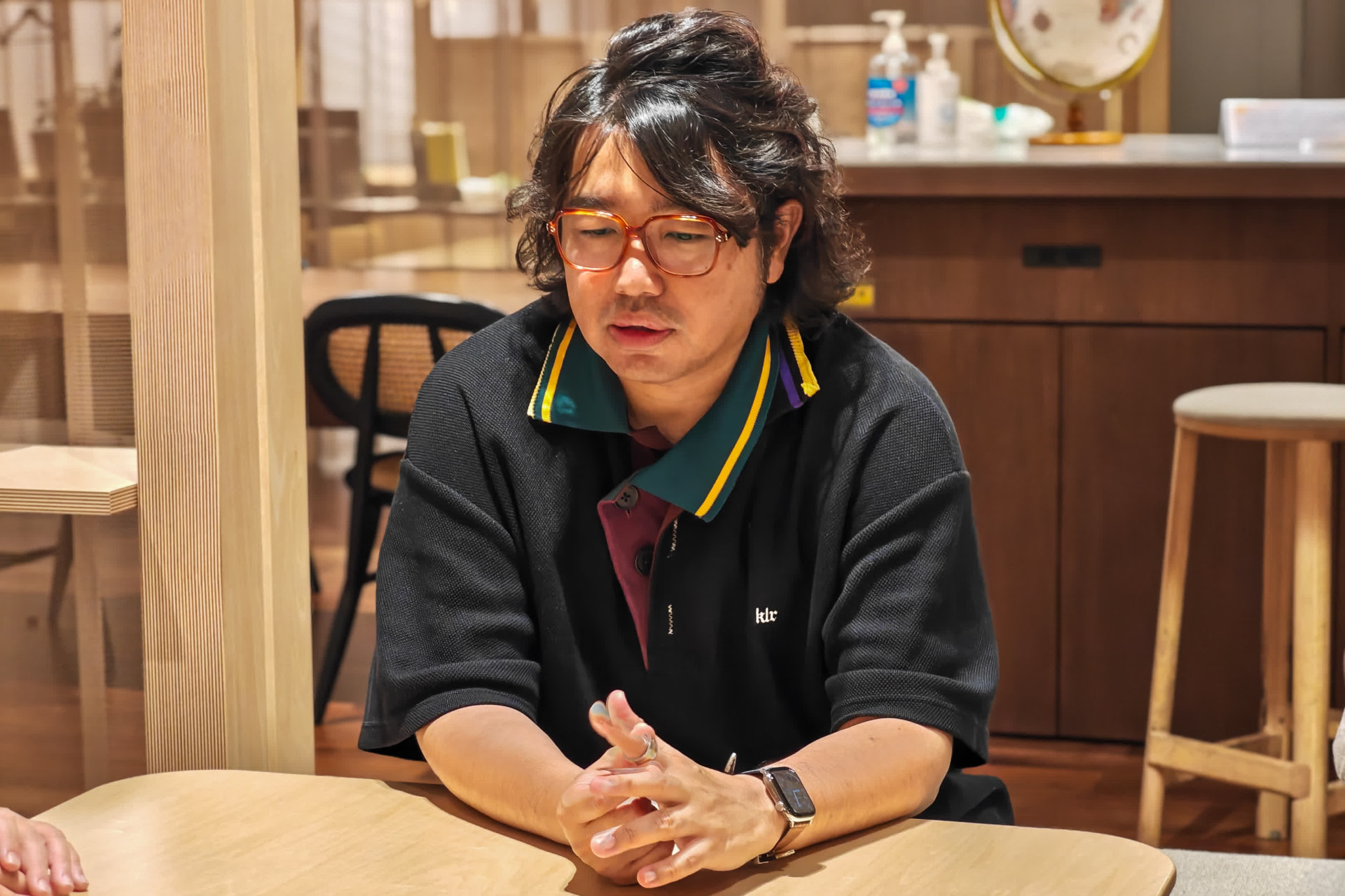 石野氏