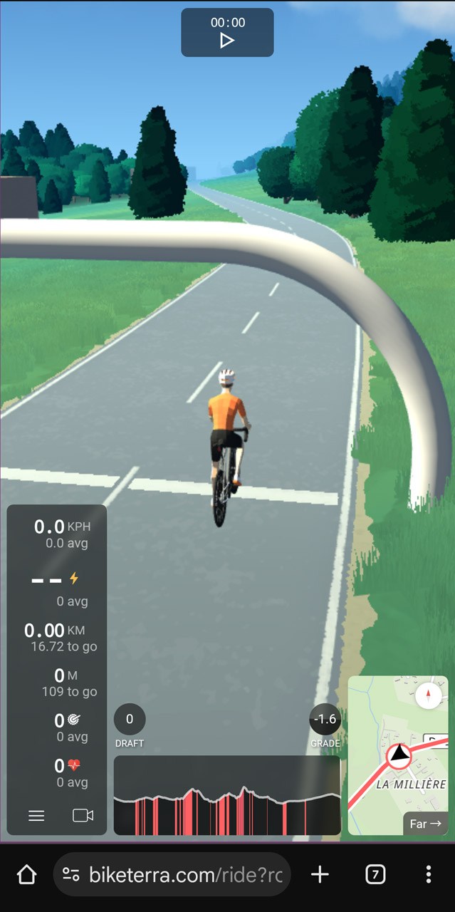 スワイプやピンチイン・アウトで視点をある程度自由に変えることも可能