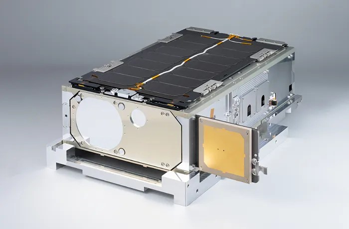 実証用低軌道衛星