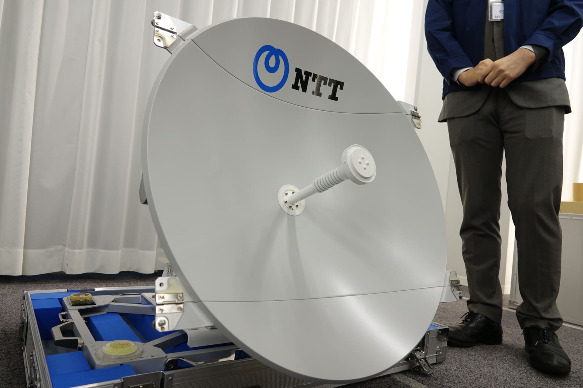 NTT東西による支援も