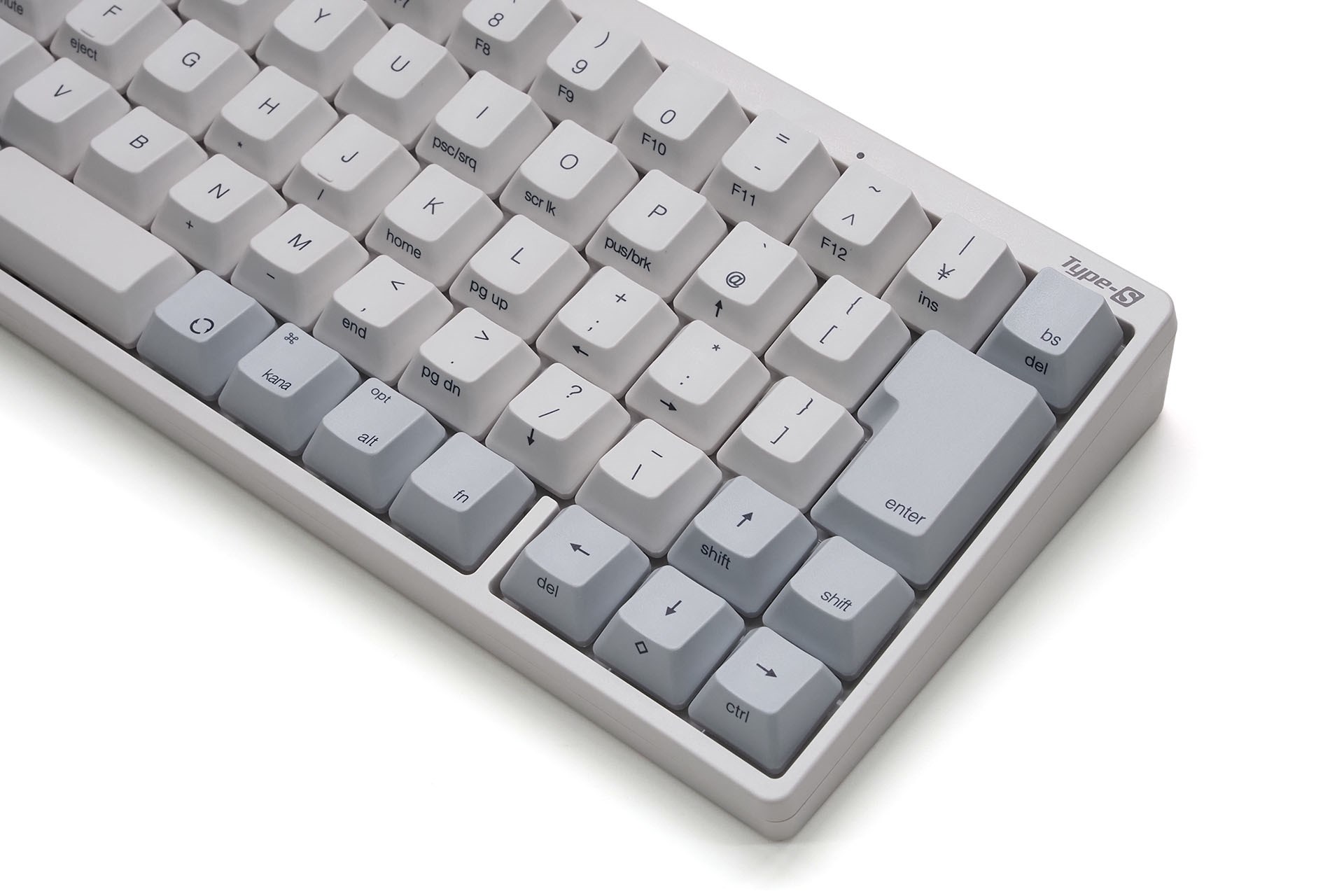 Classic Type-SなどのHHKBシリーズのキースイッチは静電容量無接点方式が採用されている。機械的な接点がないため、耐久性が高いうえに滑らかな入力が可能。高速な打鍵にも対応できる優れたキースイッチだ。