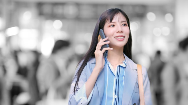 場所を気にせずクリアな音声で会話できる「Vocalist」
