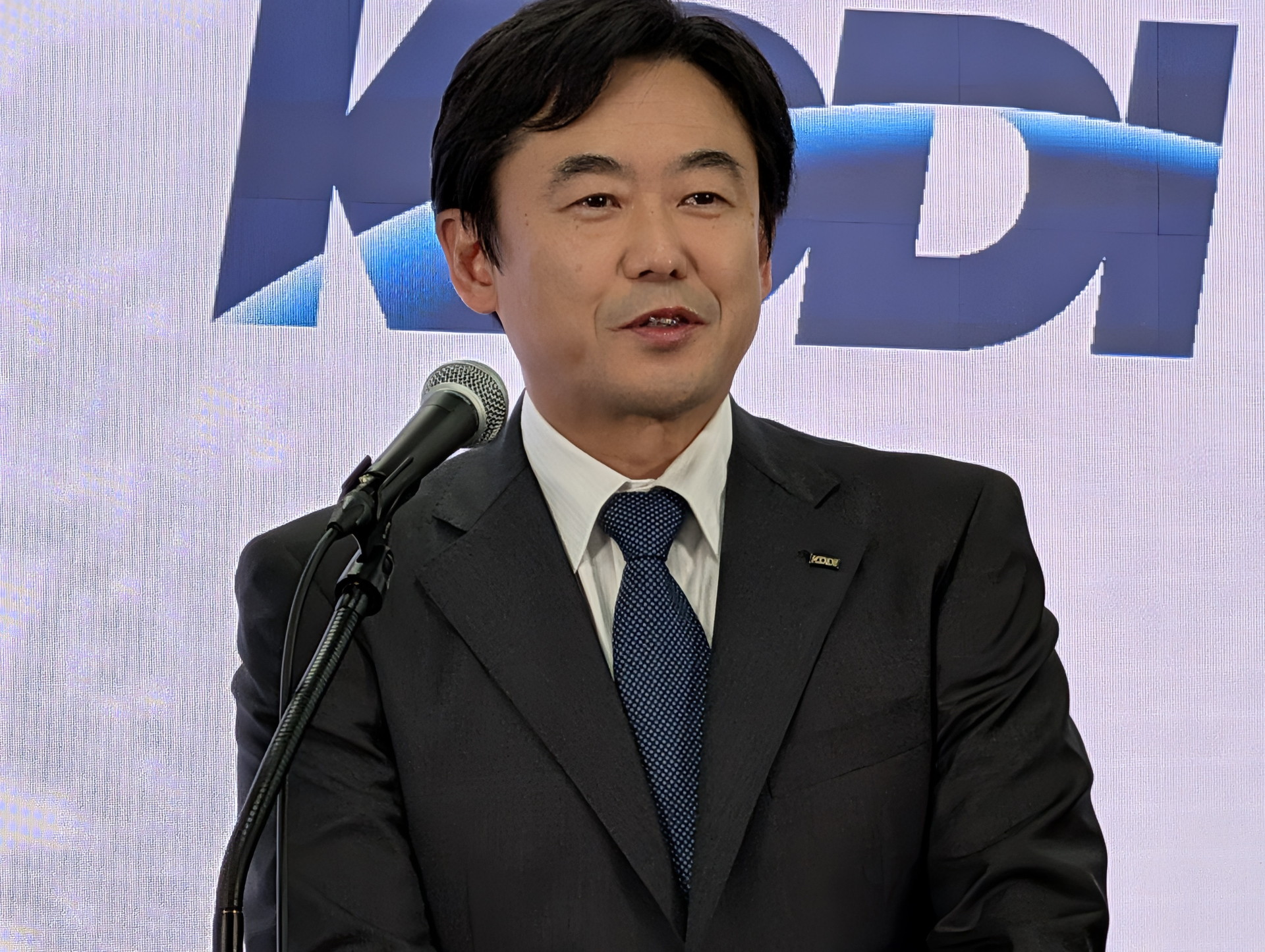 KDDIの松田浩路社長