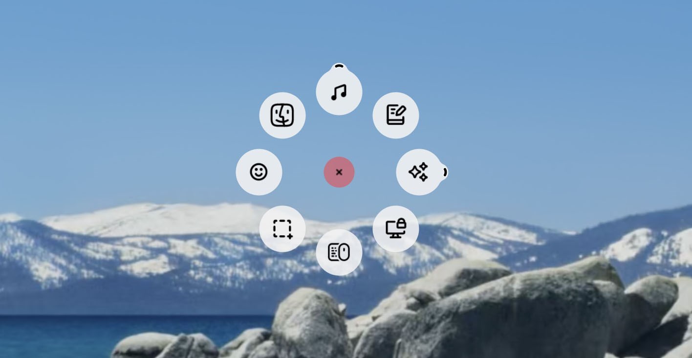 Action Rings機能をPC画面上に表示させた様子。8つの円が現れ、そのひとつをクリックすると割り当てられた機能に直接アクセスできる。使用時は円にマウスオーバーすることで機能名が表示される。