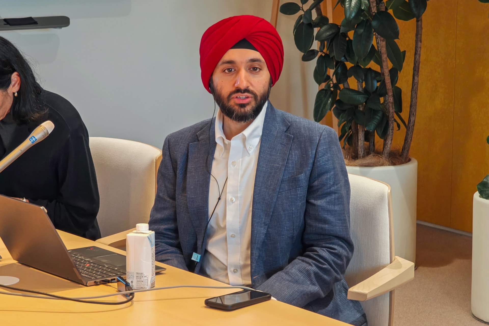 プシュミート氏