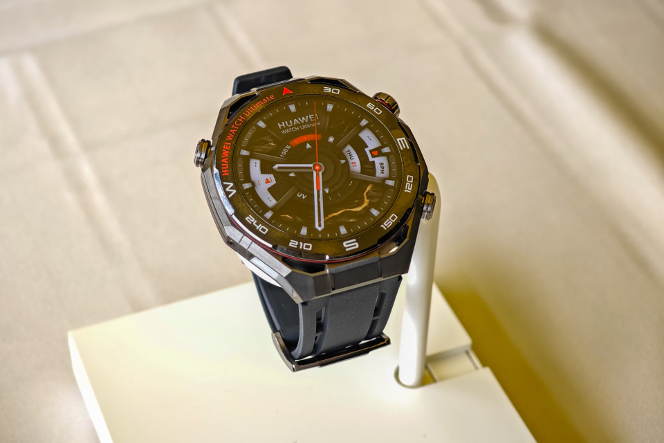 ファーウェイ、ハイエンドモデル「HUAWEI WATCH Ultimate 2」発売 水中