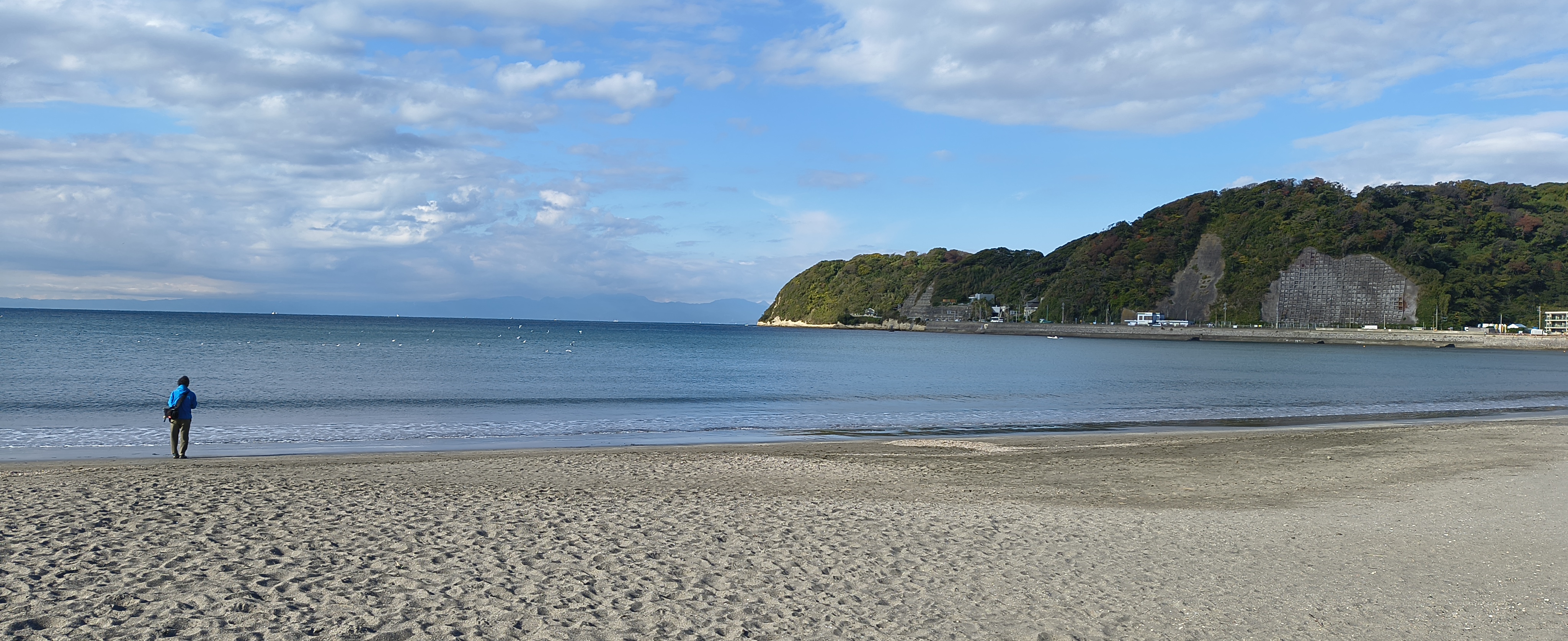 アスペクト比を「22:9」に設定すると、景色がより広く見えるワイドな写真に