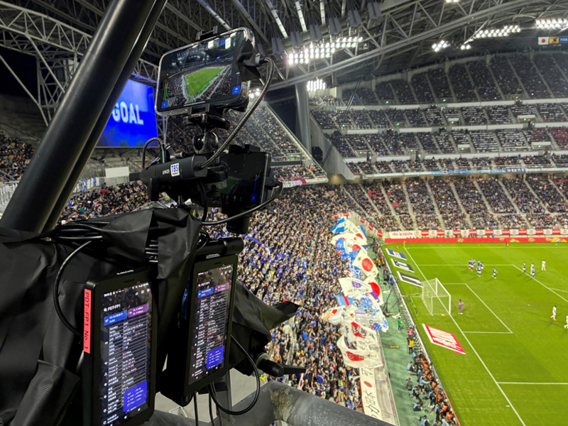 中継現場の様子