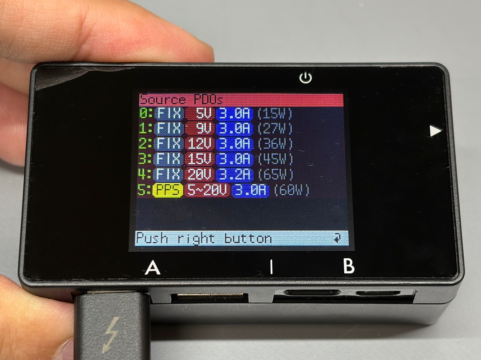 PDO一覧。アンペア数の小数点以下2ケタ目が切り捨てられているが、こちらも公称値と一致している