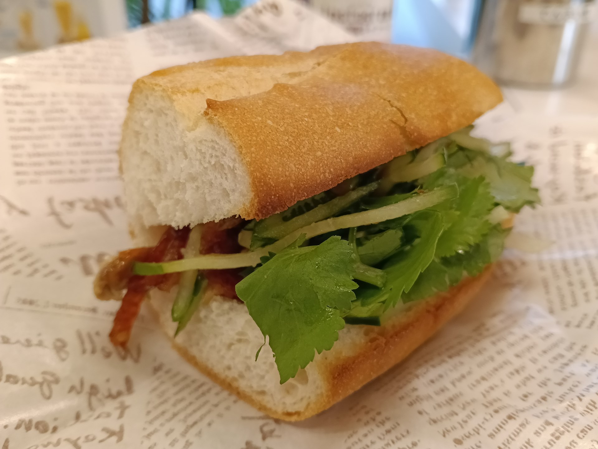 料理も見たままの発色となっている