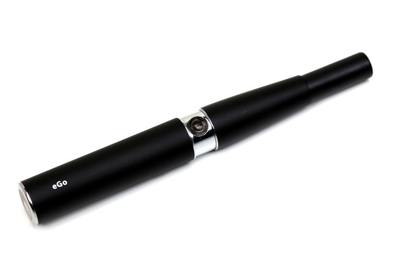 すぐに、より高性能な電子タバコが続々と発売された。これはフレーバーがそこそこ良い香りで、煙もソレっぽく、実用性がなかなか高い電子タバコだった。